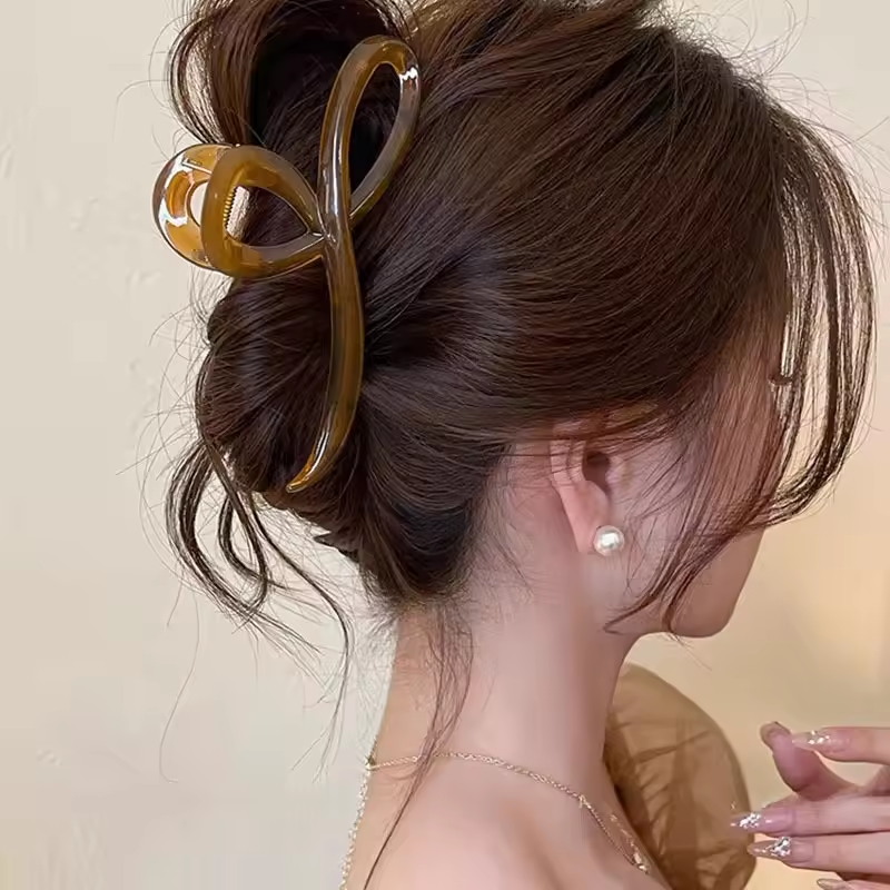 Vintage Fashion Ornaments - Элегантная заколка-краб для волос с бантом